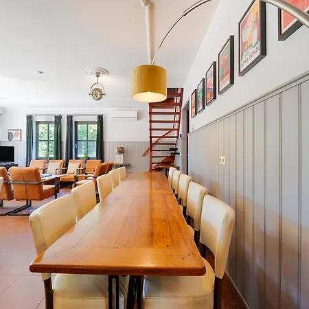 Atmospheric In On A Golf Course Holiday home